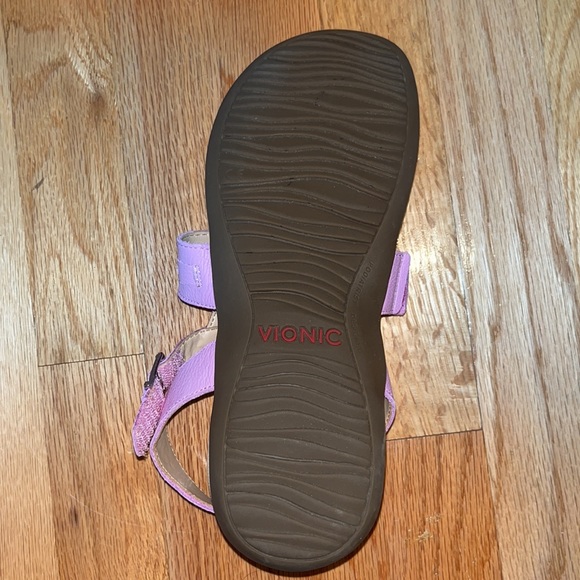Vionic sandals - Picture 4 of 4